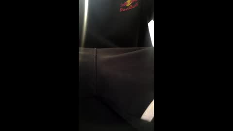 Snapshot of skorpioboy chatting on 12.14.25 Pussy fan online show from 12.14.25