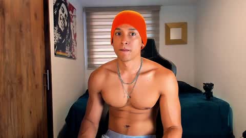 Liam Vokov online show from 01.30.25