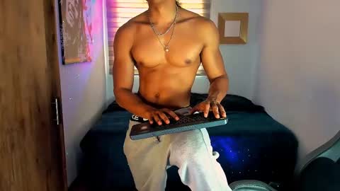 Liam Vokov online show from 02.10.25