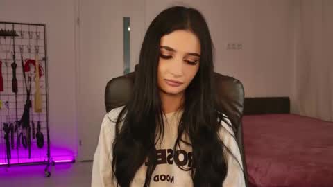 Eliza online show from 03.03.26