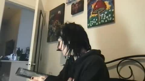 Snapshot of skybabytv chatting on 11.18.25 skybabytv online show from 11.18.25