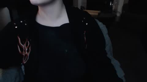 SKYLE   online show from 12.19.25