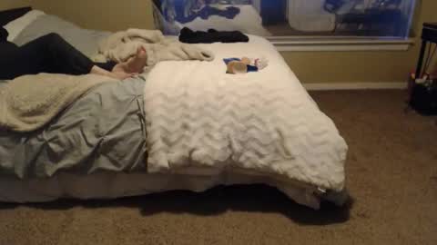 SKYLE   online show from 02.04.26