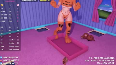 Snapshot of skyeanette chatting on 10.26.25 SkyeAnette online show from 10.26.25