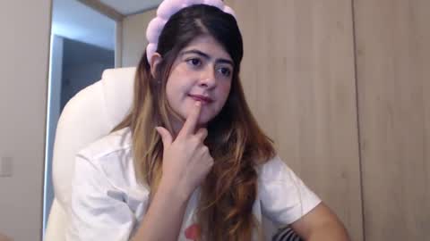 Snapshot of skyler1195 chatting on 03.07.25 Skyler online show from 03.07.25