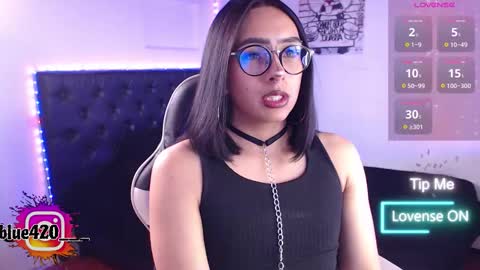 blue online show from 11.18.25