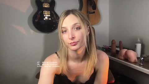 Snapshot of skylerluvsuuu chatting on 01.23.25 skylerluvsuuu online show from 01.23.25