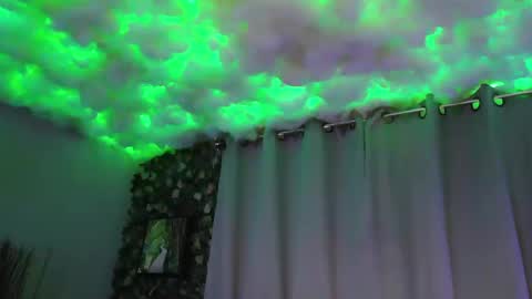 Snapshot of skyonetoo3 chatting on 03.07.25 skyonetoo3 online show from 03.07.25