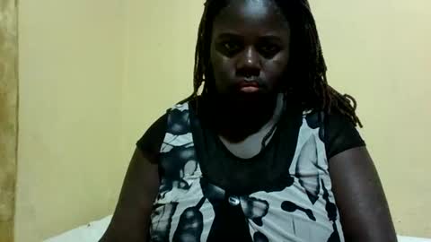 Snapshot of skyra1 chatting on 12.15.24 skyra1 online show from 12.15.24