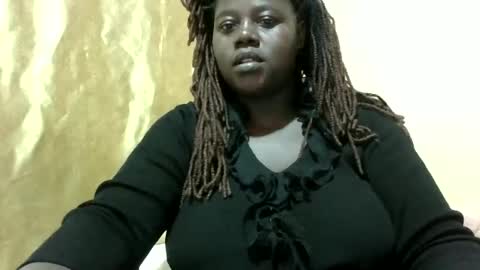 Snapshot of skyra1 chatting on 12.23.24 skyra1 online show from 12.23.24