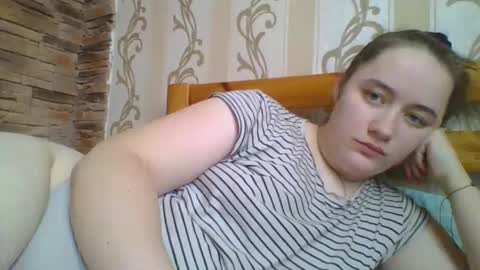 Snapshot of skyressie333 chatting on 02.16.26 skyressie333 online show from 02.16.26