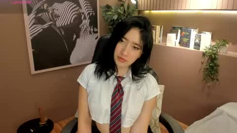 Snapshot of skyylee_ chatting on 05.25.26 abby online show from 05.25.26