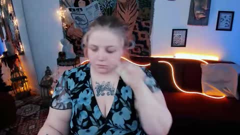 Slada Deew online show from 09.09.25