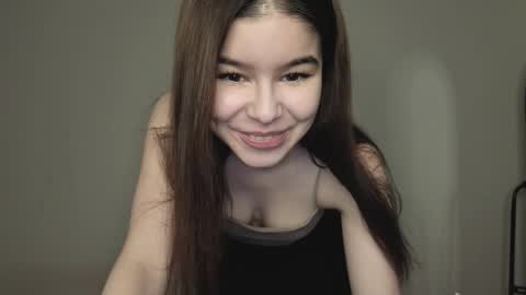 Snapshot of sladkoezka chatting on 10.03.25 Katya online show from 10.03.25