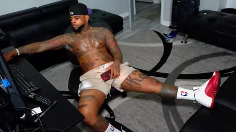 Snapshot of slangondemhoes chatting on 02.12.26 nasty twitter KASHCARTERATL online show from 02.12.26