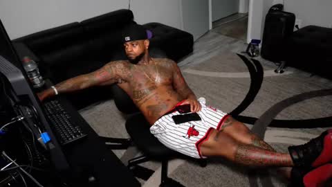 Snapshot of slangondemhoes chatting on 02.16.26 nasty twitter KASHCARTERATL online show from 02.16.26