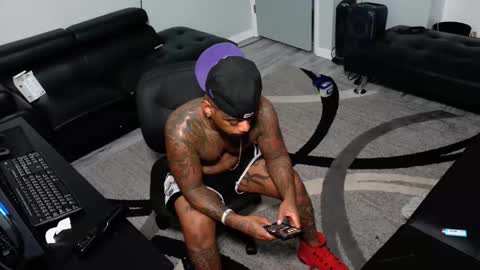 Snapshot of slangondemhoes chatting on 02.18.26 nasty twitter KASHCARTERATL online show from 02.18.26