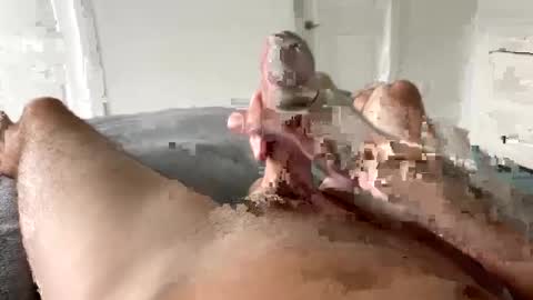 Snapshot of slatersurfer chatting on 12.11.24 slatersurfer online show from 12.11.24