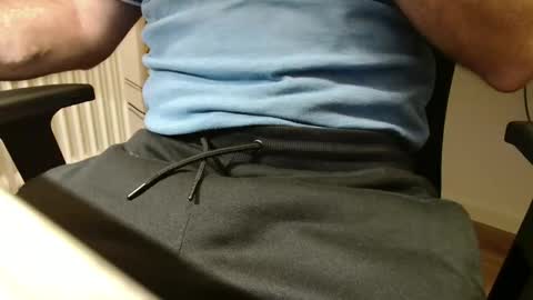 slave_bitch_boy online show from 11.17.25