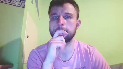 Snapshot of slaveboy32bi chatting on 11.08.25 slave boy perwers bdsmFEMDOM online show from 11.08.25