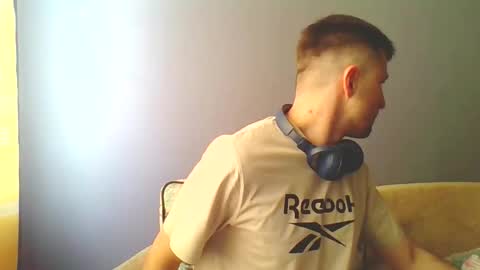Snapshot of slaveboy32bi chatting on 04.04.26 slave boy perwers bdsmFEMDOM online show from 04.04.26