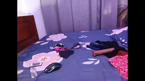 Slcouple online show from 01.06.25