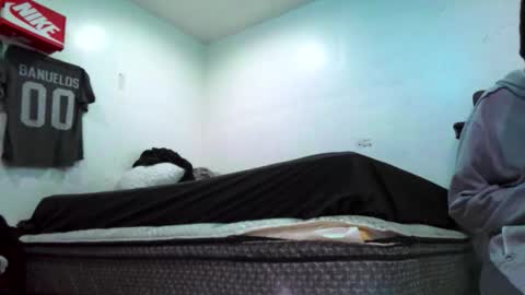 Sleazyycarlitx online show from 12.15.25