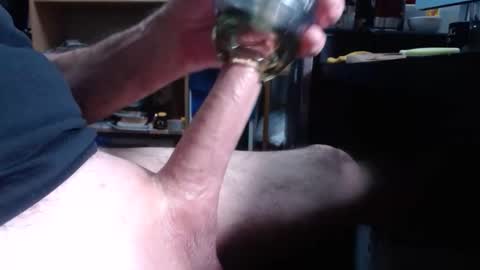 Snapshot of sliderguy699 chatting on 12.04.25 sliderguy699 online show from 12.04.25