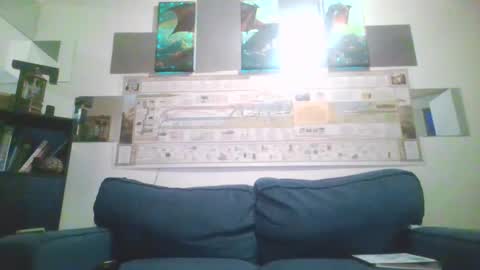 Slim8975 online show from 03.22.26