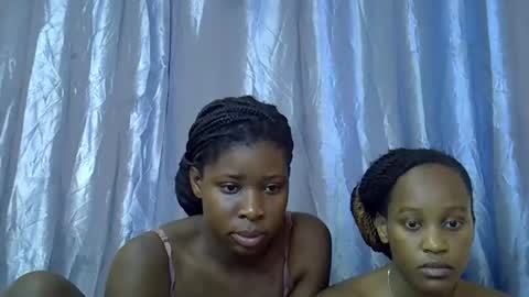 Snapshot of slim_alicia chatting on 10.15.25 Alicia online show from 10.15.25