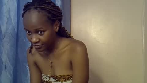 Snapshot of slim_alicia chatting on 11.29.25 Alicia online show from 11.29.25