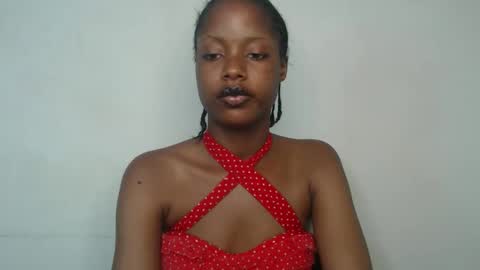 Snapshot of slim_perry chatting on 02.14.26 perry online show from 02.14.26