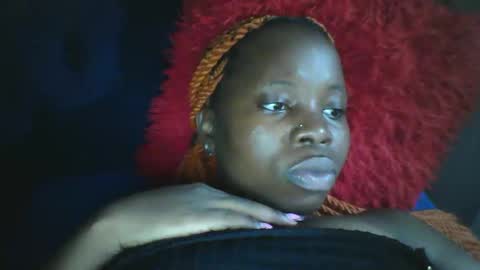 Snapshot of slim_petite_ebony chatting on 06.03.26 slim_petite_ebony online show from 06.03.26