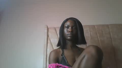 slim_queen254 online show from 01.07.26