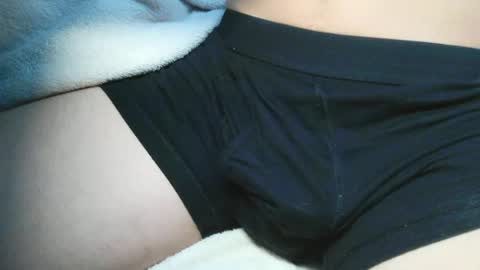 Snapshot of slimhungyvng chatting on 06.14.26 slimhungyvng online show from 06.14.26
