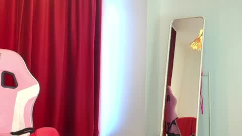 Lara online show from 04.29.26