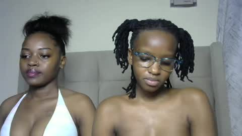 Snapshot of slimthicky_12 chatting on 06.23.26 slim online show from 06.23.26