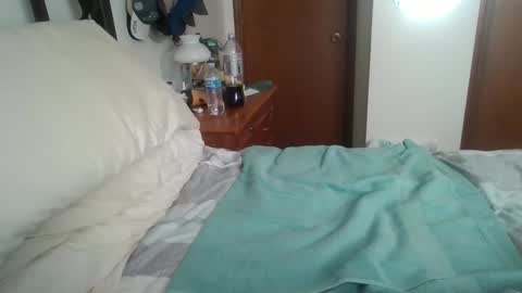 slippery_duck online show from 01.23.25