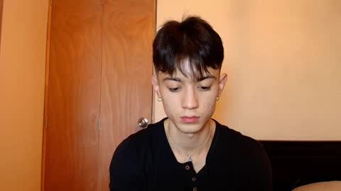 Snapshot of slowburnmystic chatting on 01.11.26 slowburnmystic online show from 01.11.26