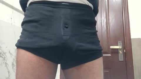 slowmooo_42069 online show from 01.05.26