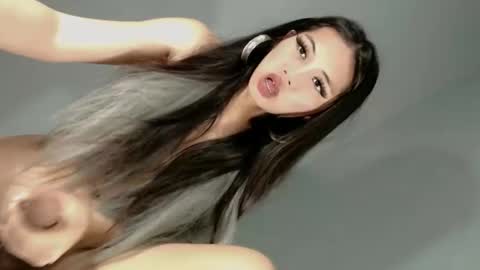 slut4attention online show from 04.15.26