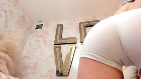 Paola  online show from 02.25.26