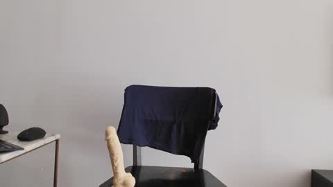 Snapshot of slutchicha chatting on 01.17.25 SmokeSex online show from 01.17.25