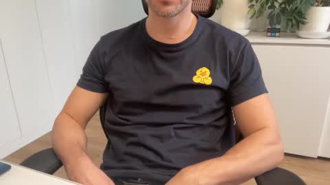 Slutguy81 online show from 03.21.26