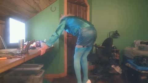 slutjennifertransxx online show from 10.12.25