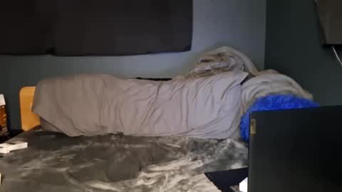 Snapshot of slutsandblunts chatting on 01.10.26 slutsandblunts online show from 01.10.26