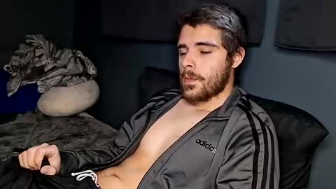 Snapshot of slutsandblunts chatting on 03.03.26 slutsandblunts online show from 03.03.26