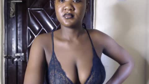 Snapshot of sluttx_choco chatting on 06.22.26 sluttx_choco online show from 06.22.26