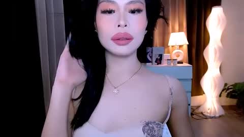 slutty_aurora online show from 09.18.25