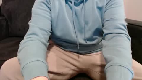 slutty_college_couple online show from 12.19.24